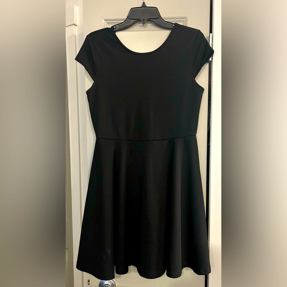 Black Dress - Juniors